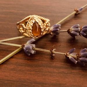 Vintage Avon Goldtone Filigree Rhinestone Ring